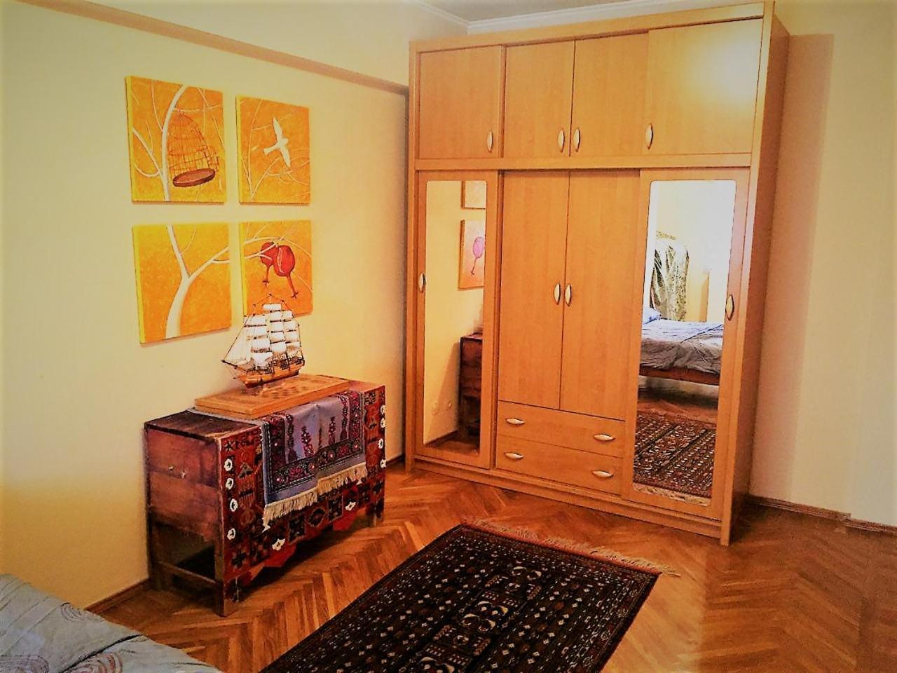 Spacious Apartment In Central Touristic Location Tashkent Exterior photo